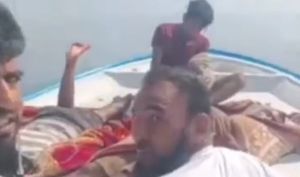 حمله پهپاد ناشناس به یک لنج صیادی در شهرستان سیریک در محدوده بندر کلاهی/ سه نفر از سرنشینان مصدوم شدند