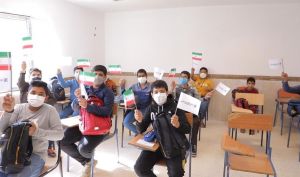 بانک اقتصادنوین یک مدرسه به دانش آموزان روستای سیل‌زده جلگه‌خلج تقدیم کرد
