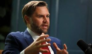 جی‌دی ونس: ترامپ پیشنهاد می‌دهد که اگر ایران متعهد شود، آن را به یک اقتصاد شکوفا تبدیل خواهد کرد