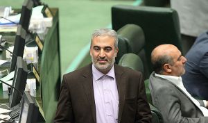 نماینده ادوار مجلس مطرح کرد؛ توزیع رانت، اهرمی سیاسی در دست برخی نمایندگان / از قیر رایگان برای موفقیت در انتخابات استفاده می شود