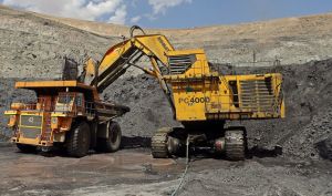 رییس خانه صمت ایران تاکید کرد؛ لزوم تامین نیاز کشور به ماشین‌آلات معدنی و راه‌سازی از طریق واردات