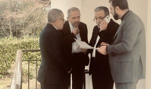 نیویورک‌تایمز به نقل از سه مقام ایرانی: تهران آمادگی خود را برای تعلیق غنی‌سازی به مدت ۳ تا ۵ سال و پس از آن، پیوستن به یک بلوک منطقه‌ای برای غنی‌سازی صلح‌آمیز اعلام کرده
