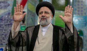 وزیر سابق بهداشت : اگر دولت آیت‌الله رئیسی نبود، کنترل کرونا به سرعت محقق نمی‌شد ؛ ما در 3 سال به اندازه 8 سال کار کردیم