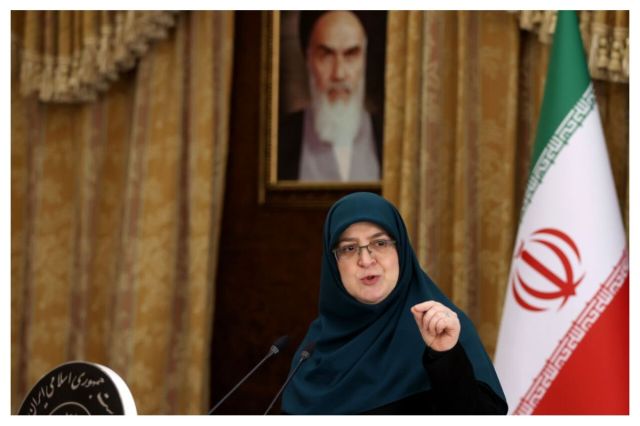 مهاجرانی : دولت تا پای جان در کنار مردم ایستاده است