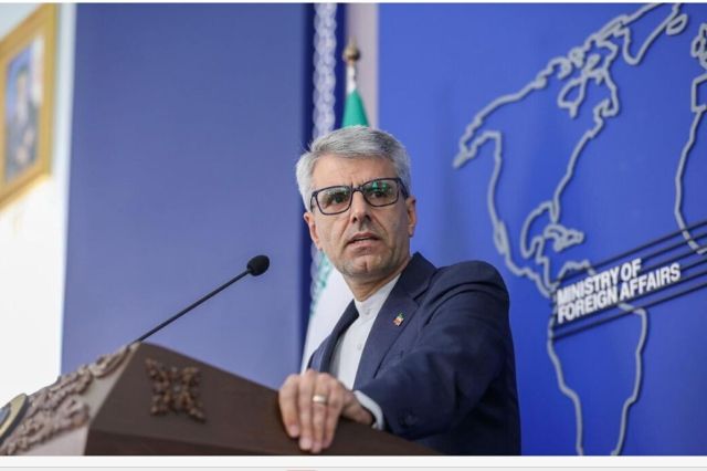 توقف موقت تردد در مرز ایران و پاکستان؛ رایزنی‌ها برای رفع اختلال ادامه دارد