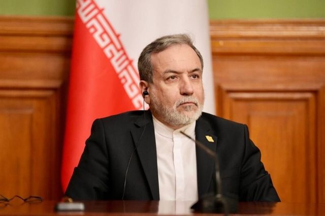 عراقچی به آمریکا هشدار داد: هر اقدام خصمانه با پاسخ فوری و قاطع روبه‌رو می‌شود