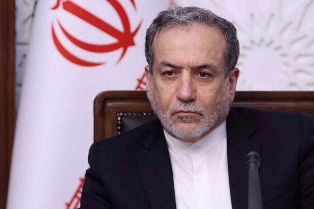 وزیر خارجه ایران: به‌دنبال صلح هستیم اما تسلیم هرگز رخ نخواهد داد