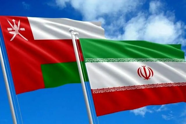 هیئت دیپلماتیک عمان برای رایزنی درباره تنگه هرمز به تهران آمد