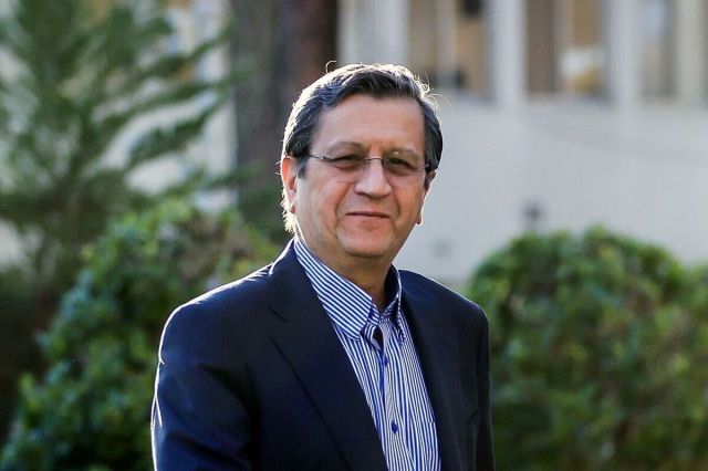 همتی: ذخایر ارزی کشور برای تأمین واردات تا پایان دوره ترامپ کافی است