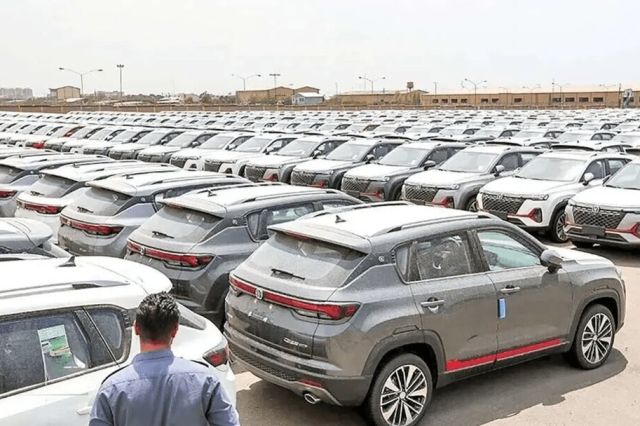 مصوبه جدید درباره واردات خودرو؛ درآمدها به تأمین اعتبار کالابرگ اختصاص می‌یابد