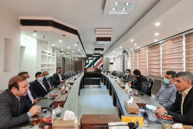 دیدار مدیر عامل و معاونین فولاد هرمزگان با مدیر کل گمرکات استان هرمزگان