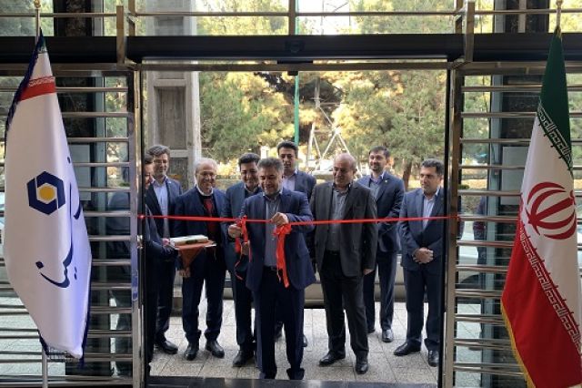 قائم‌ مقام بانک سینا: مشتری‌ مداری و بازاریابی نوین، ضامن تحقق اهداف بانک است