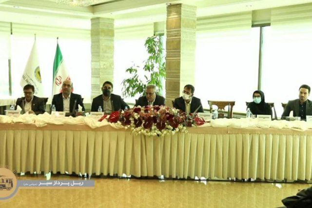 مدیر عامل ریل پرداز سیر در مجمع: ۷ درصد ناوگان واگن‌ های لبه بلند کشور در اختیار ماست