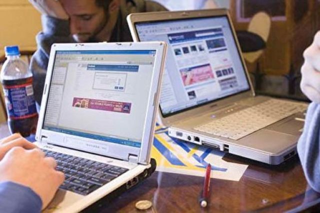 معاون وزیر ارتباطات: تعرفه اینترنت خانگی ۶۰ درصد افزایش یافته است