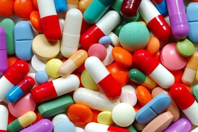 رئیس سازمان غذا و دارو: اصلاح قیمت دارو را انجام می‌ دهیم