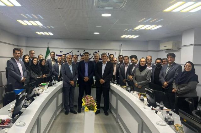 بازدید مدیران بانک ایران زمین از شعب استان گیلان