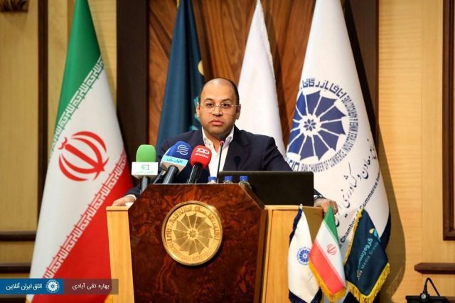 رئیس کمیسیون کشاورزی اتاق ایران در نامه‌ ای به معاون رئیس‌ جمهور خواستار شد: صادر کنندگان محصولات کشاورزی، صنایع غذایی و تبدیلی از پیمان‌ سپاری ارزی معاف شوند
