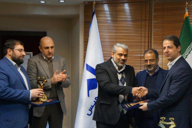 سام سرویس؛ تندیس طلایی ملی رعایت حقوق مصرف کننده را از آن خود کرد