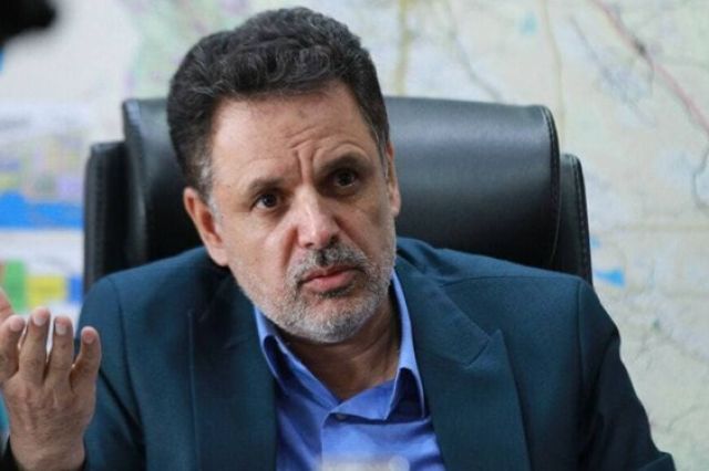 معاون وزیر نفت: بنزین پتروشیمی ها فاقد آلودگی است