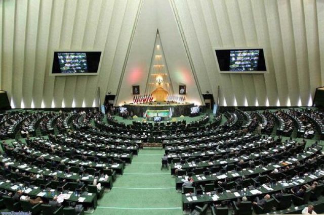 قدردانی نمایندگان مجلس از راه‌ اندازی چکنو بانک صادرات ایران