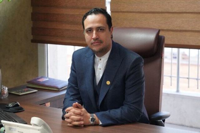 بررسی ظرفیت بازار سرمایه برای تجهیز منابع ارزی، تامین مالی تولید و کمک به ثبات اقتصاد کلان/ از مداخله ارزی تا تامین مالی مولد؛ جایگاه صندوق‌های ارزی در سیاست اقتصادی ایران