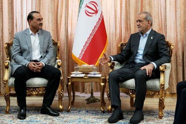 پزشکیان: جنگ هیچ‌گاه برای هیچ کسی منفعتی به همراه نداشته/ عاصم منیر: روند مذاکرات به خوبی در حال پیش رفتن است