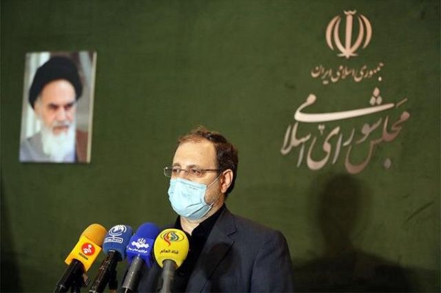 موسوی: مجلس هنوز برنامه مشخصی برای چگونگی اجرای حذف ارز ترجیحی دریافت نکرده است