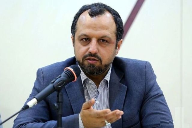 خاندوزی: دولت ۳۰۰ هزار میلیارد تومان به نظام بانکی بدهکار است