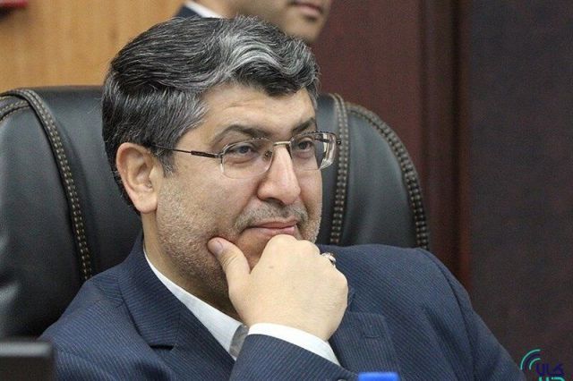 عضو کمیسیون صنایع و معادن مجلس: ساماندهی بازار کالا با محوریت بورس کالا انجام شود
