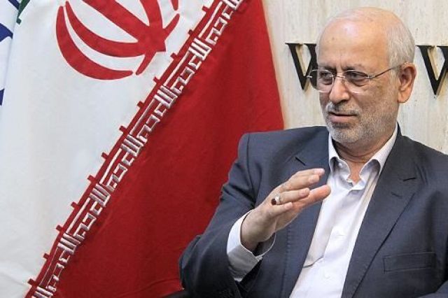 رییس کمیسیون صنایع مجلس: واردات خودرو باید آزاد شود، اما نه خودروهای لوکس