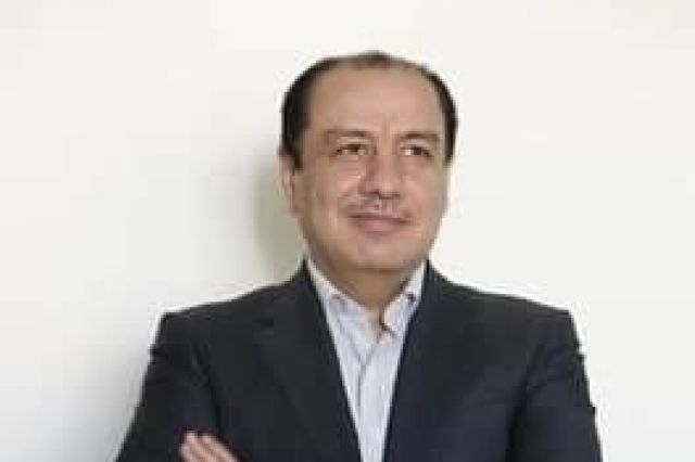 معاون سازمان خصوصی‌سازی بر اثر کرونا درگذشت