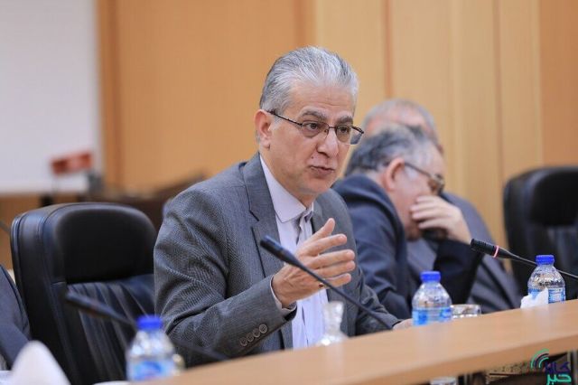 فردین آقابزرگی مطرح کرد؛ ۱۱۰ همت، مابه التفاوت قیمت کارخانه و بازار آزاد خودرو/ عرضه مستمر در بورس کالا، نسخه ساماندهی بازار خودرو