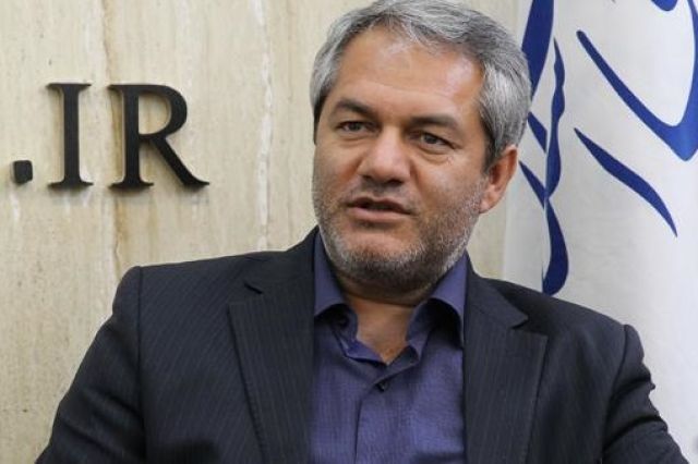 حسینی قطب‌آبادی، نماینده مجلس: دولت اصلا نمی‌داند بورس چیست