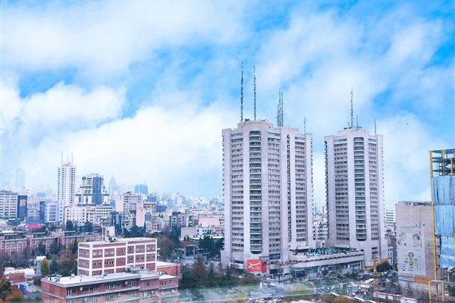 افزایش ۴ برابری خرید خانه‌های بالای ۲۰ سال در تهران/ رشد ۱۷۲ درصدی معاملات در آخرین ماه بهار