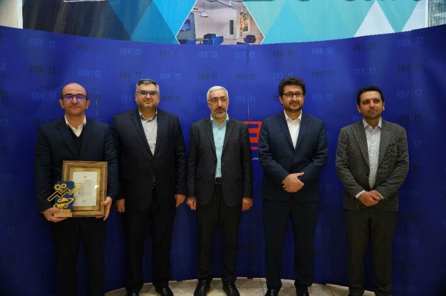 با انتخاب سازمان بورس؛ «آریا» ناشر برتر بازار سرمایه شد