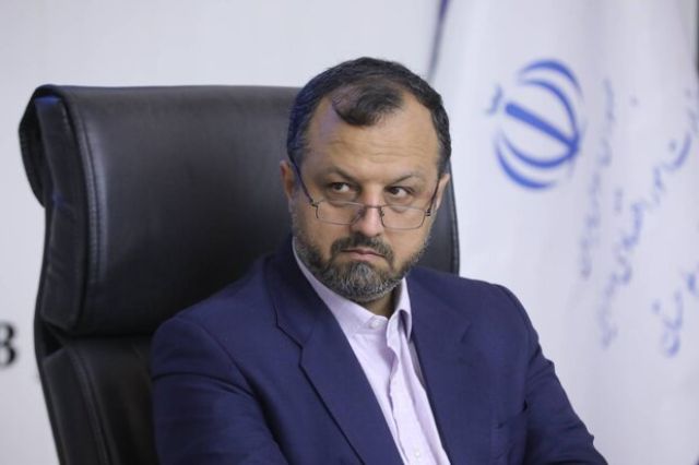 وزیر اقتصاد: قیمت دلار 2 برابر الان هم بشود، دولت نفعی نمی برد