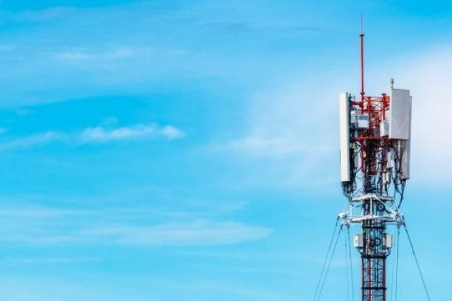 ضریب نفوذ و سهم هر اپراتور تلفن همراه در “تعداد مشترکان 3G و 4G”