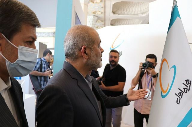 وزیر کشور در جریان نقش همراه اول در هوشمندسازی شبکه توزیع کالاهای اساسی قرار گرفت