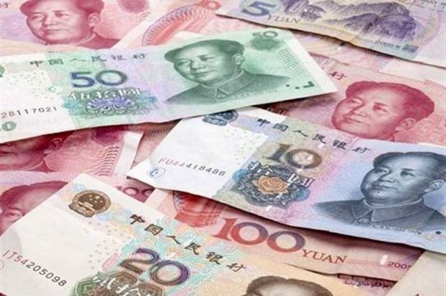 مبادلات یوان در بورس مسکو برای اولین بار از دلار پیشی گرفت
