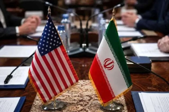 ادعای الجزیره به نقل از مقام آمریکایی: همزمان با حملات، مذاکرات با ایران ادامه دارد