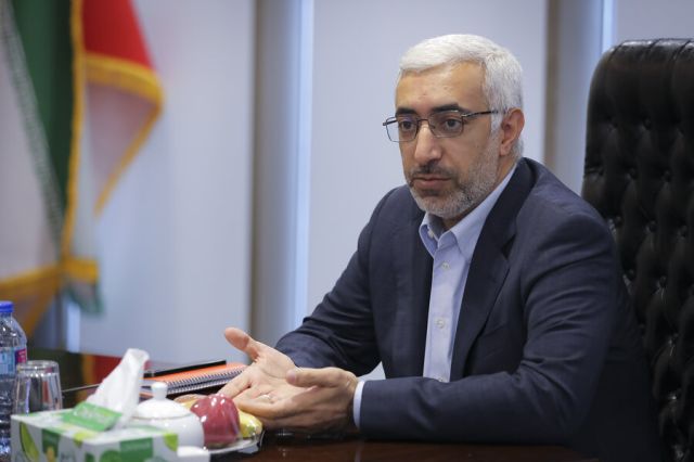 رئیس سازمان بورس خبر داد: اقدامات حمایتی ادامه دارد/قصد ارائه پیشنهاد چندبندی به ستاد اقتصادی دولت داریم