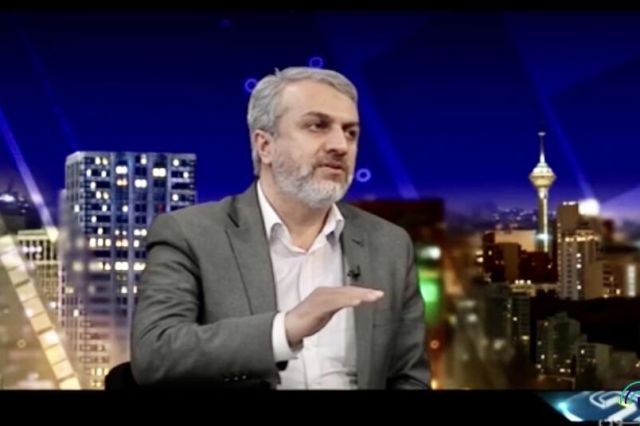رونمایی فاطمی امین از مسیر ایجاد ثبات در بازارها؛ ۲۵ ابزار با همکاری وزارت صمت و بورس کالا بکار گرفته می شود