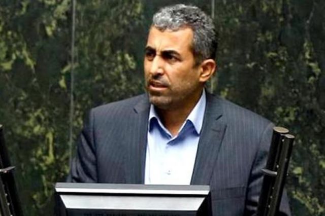 رئیس کمیسیون اقتصادی مجلس: مسیر بسیار روشنی در انتظار بورس است