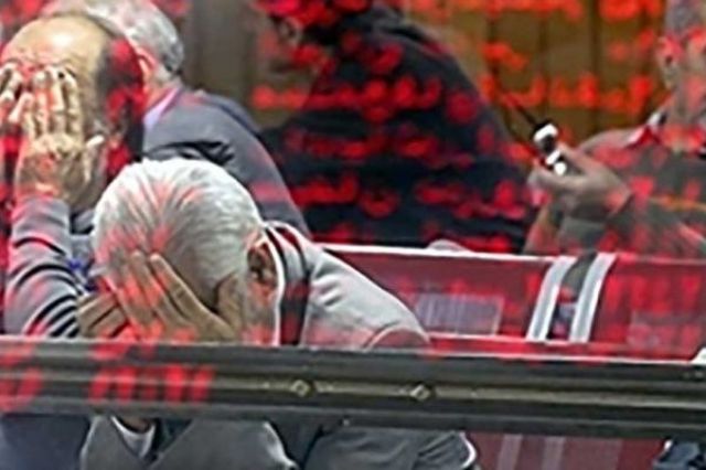رفتار معکوس شاخص‌های کلان اقتصادی