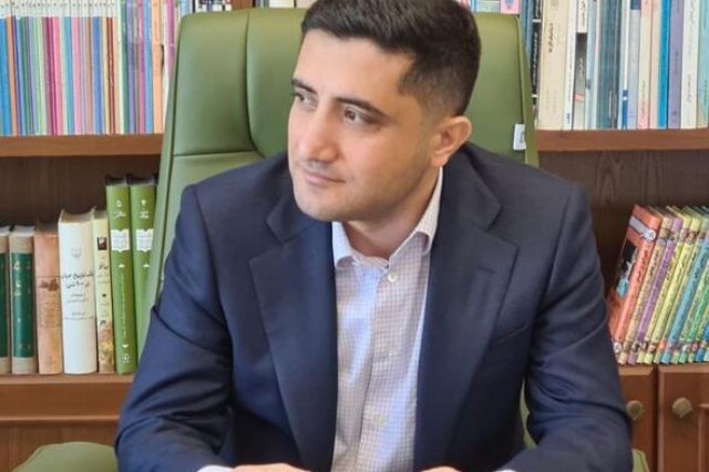 عضو هیات مدیره انجمن ملی پلیمر ایران اعلام کرد؛ نفع کل اقتصاد از عرضه کامل محصولات پتروشیمی در بورس کالا