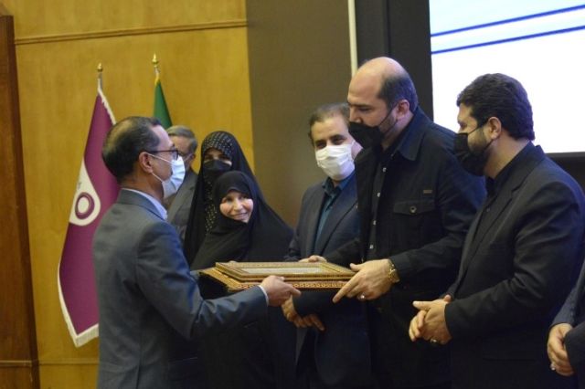 تقدیر از شرکت نفت پارس به عنوان واحد تولیدی نمونه