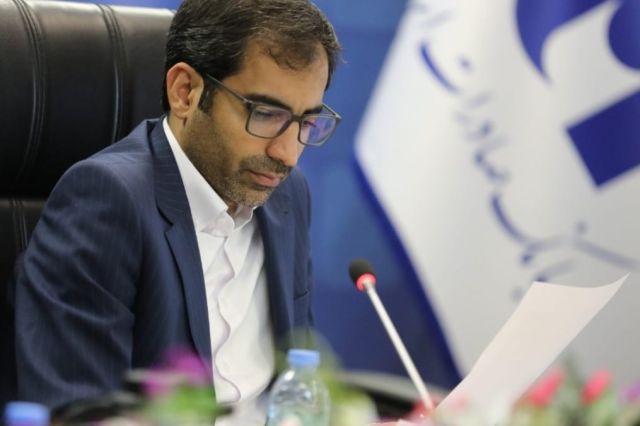 رئیس هیئت مدیره بانک صادرات ایران در جمع همکاران آذربایجان شرقی: با وصول سریع‌تر مطالبات معوق، منابع لازم در اختیار بخش تولید قرار گیرد