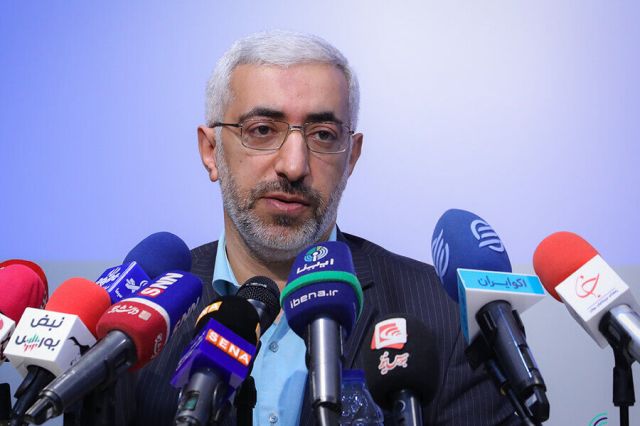 رئیس سازمان بورس: امسال بازار گواهی سپرده کالاهای صنعتی و پتروشیمی رونق می گیرد