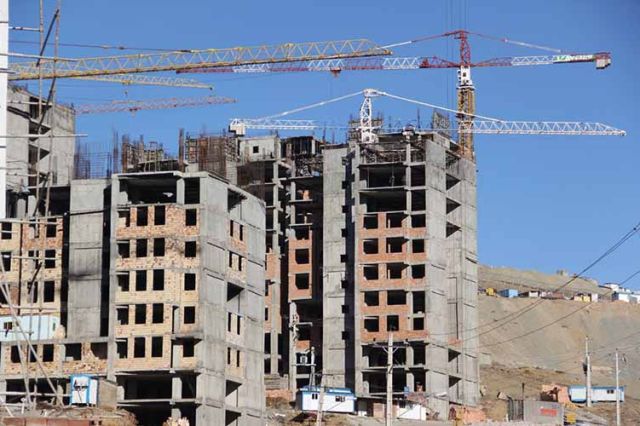 وام ۴۵۰ میلیون تومانی، به کدام گروه از سازندگان تعلق می‌گیرد؟
