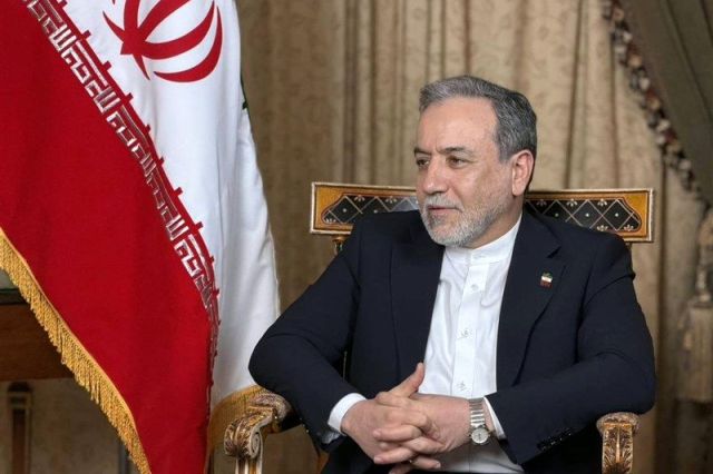 عراقچی تکلیف مذاکرات را روشن کرد/ تا زمانی که تهدیدات علیه ایران ادامه داشته باشد، مذاکرات برای دستیابی به توافق نهایی آغاز نخواهد شد